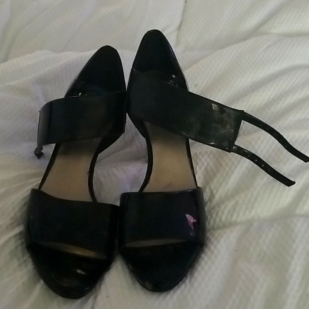 Nine West Black Pleather Heels Size 6.5